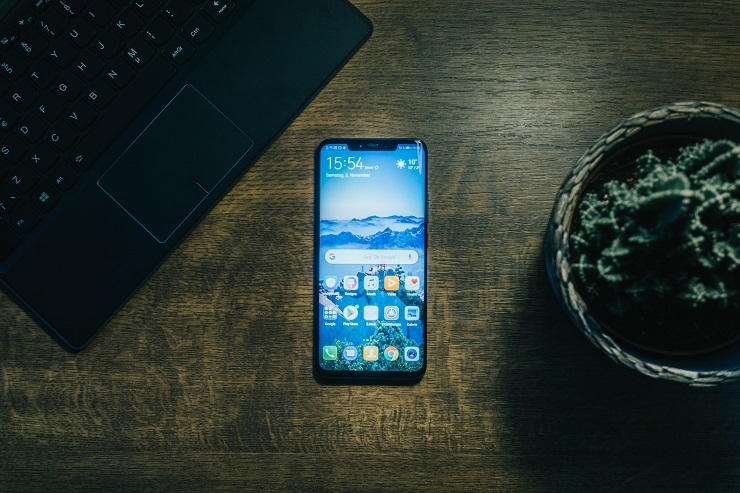 Google phone apps on screen